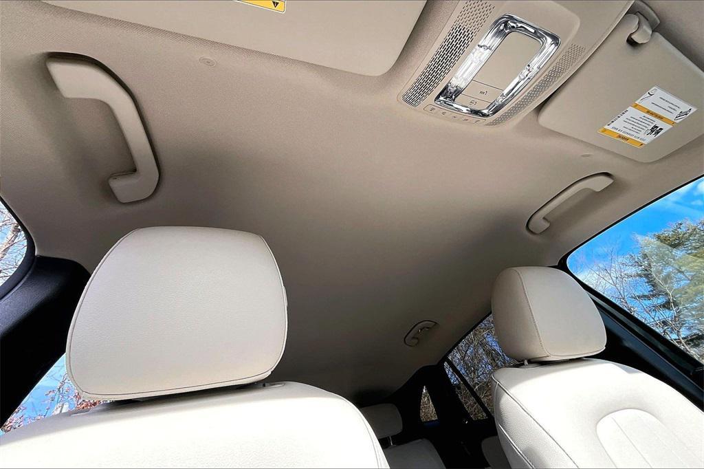 used 2022 Mercedes-Benz GLA 250 car, priced at $30,895