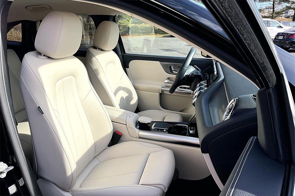 used 2022 Mercedes-Benz GLA 250 car, priced at $30,895