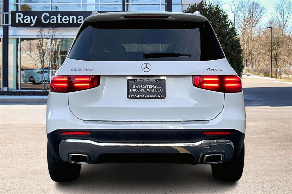 new 2026 Mercedes-Benz GLB 250 car, priced at $52,020