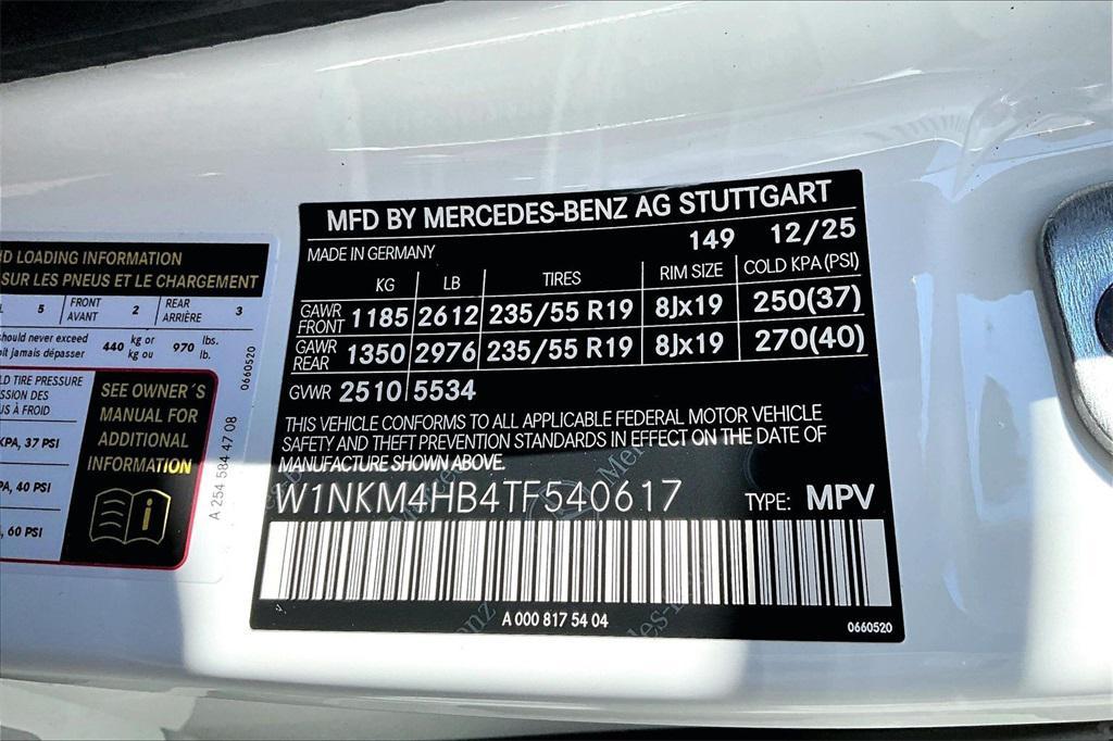 new 2026 Mercedes-Benz GLC 300 car, priced at $54,620