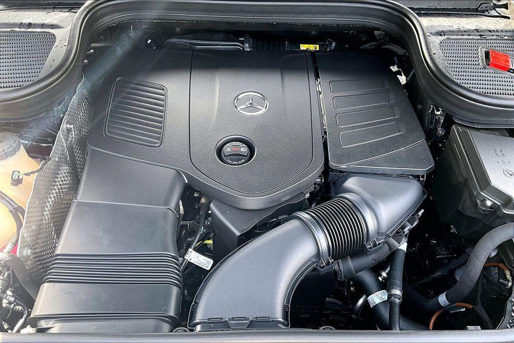 new 2026 Mercedes-Benz GLE 350 car, priced at $75,700