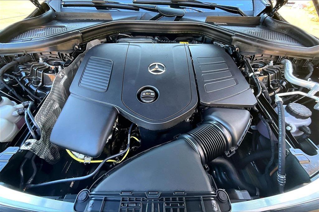 new 2026 Mercedes-Benz GLC 300 car, priced at $61,435