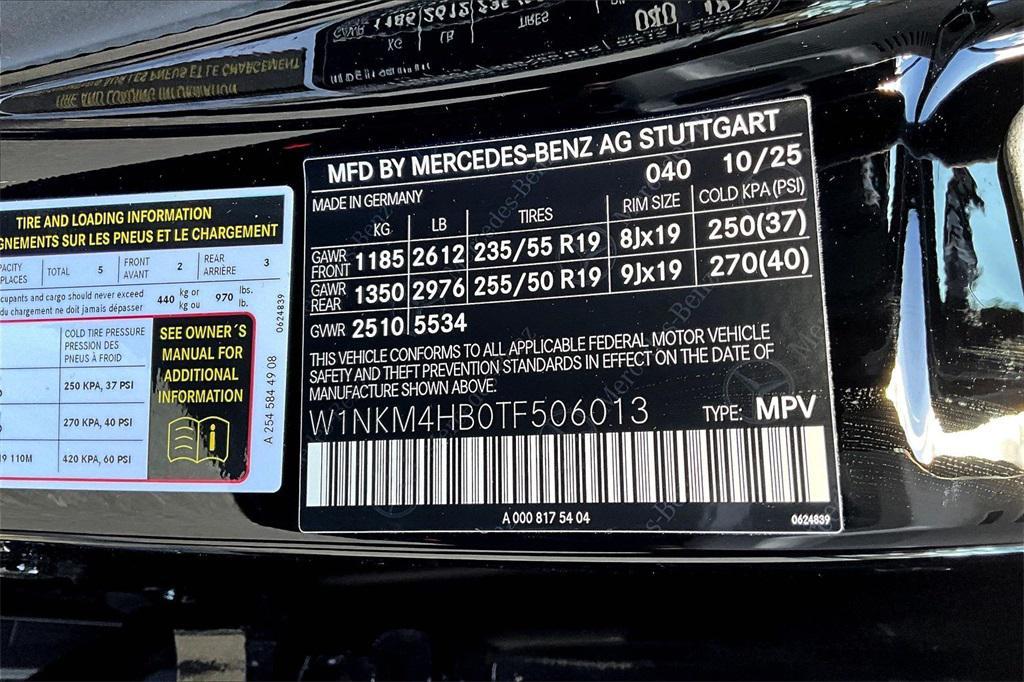 new 2026 Mercedes-Benz GLC 300 car, priced at $61,455