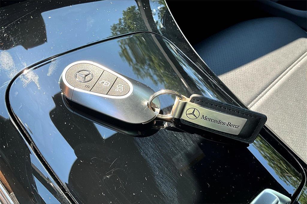 used 2025 Mercedes-Benz GLC 300 car, priced at $47,999