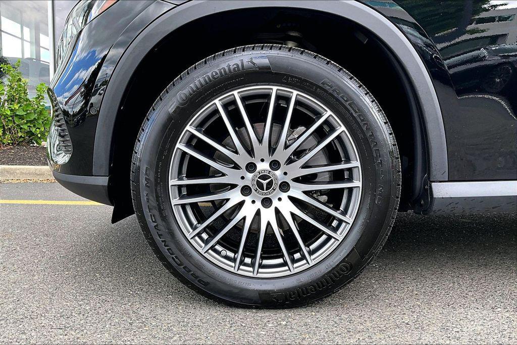 used 2024 Mercedes-Benz GLC 300 car, priced at $42,995