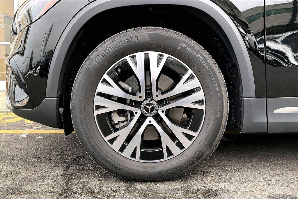 used 2026 Mercedes-Benz GLA 250 car, priced at $44,999