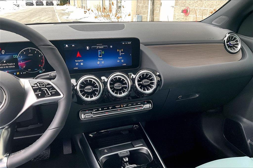 new 2026 Mercedes-Benz GLA 250 car, priced at $52,950