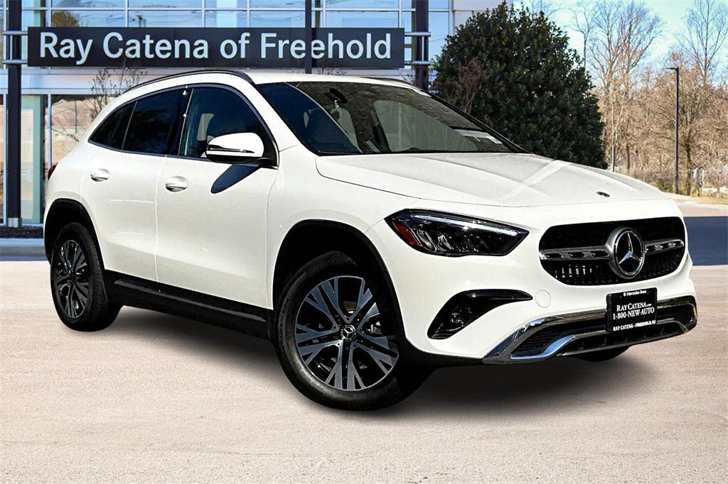 used 2025 Mercedes-Benz GLA 250 car, priced at $39,999