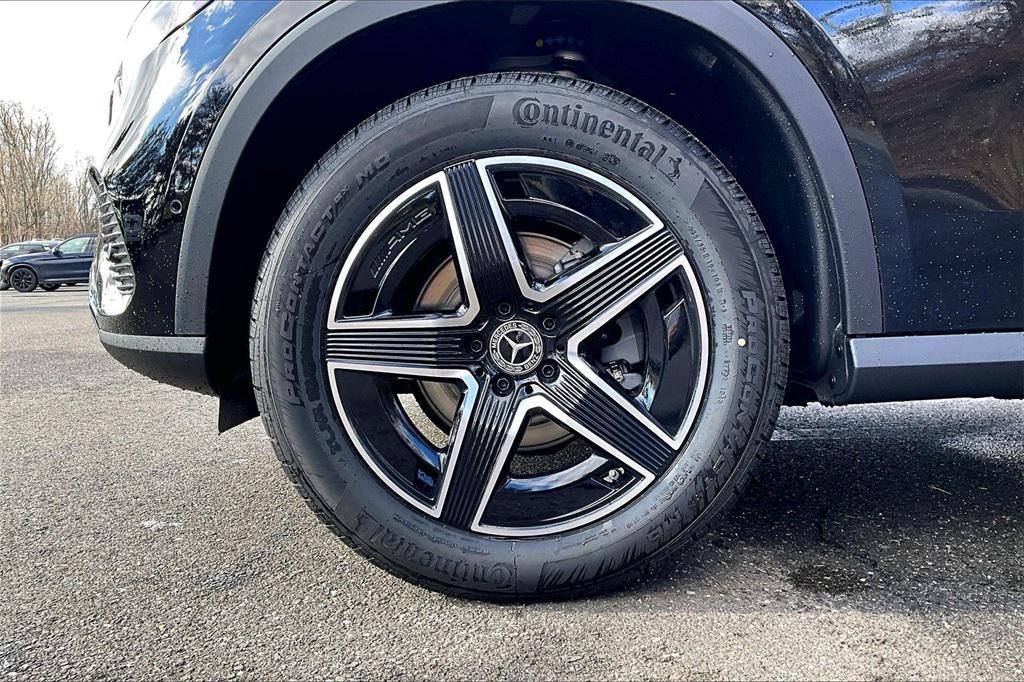 new 2026 Mercedes-Benz GLC 300 car, priced at $55,635