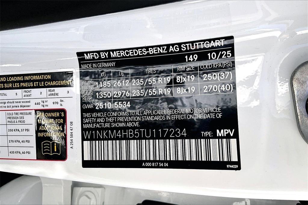 new 2026 Mercedes-Benz GLC 300 car, priced at $58,270