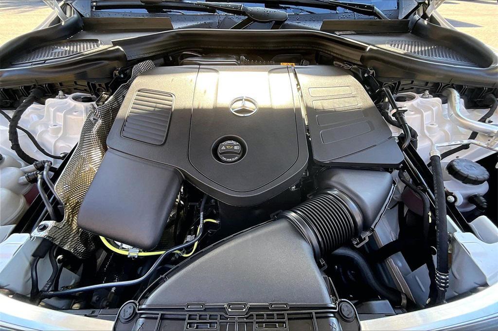 new 2026 Mercedes-Benz GLC 300 car, priced at $58,270