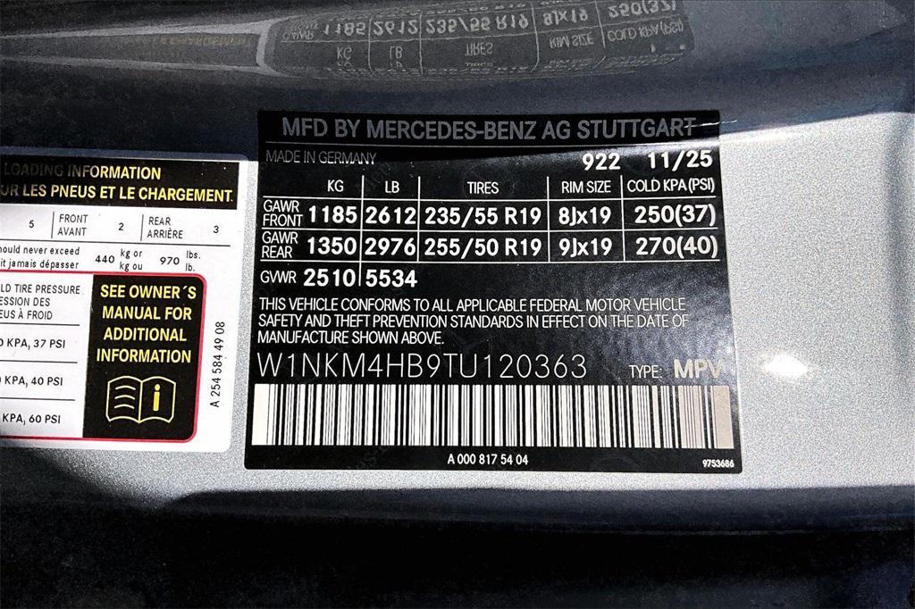 new 2026 Mercedes-Benz GLC 300 car, priced at $59,170