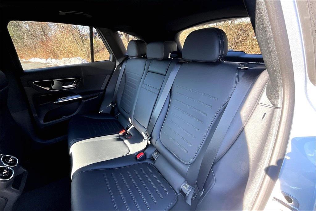 new 2026 Mercedes-Benz GLC 300 car, priced at $59,170