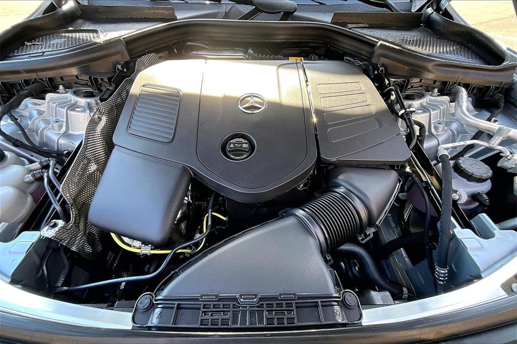 new 2026 Mercedes-Benz GLC 300 car, priced at $59,170