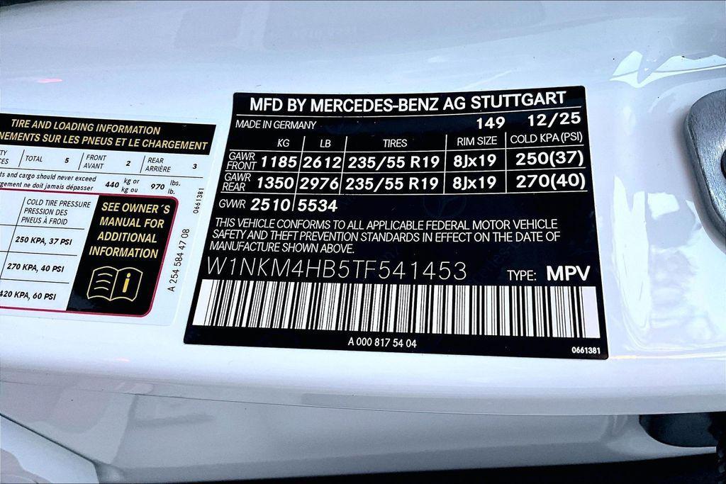 new 2026 Mercedes-Benz GLC 300 car, priced at $54,620