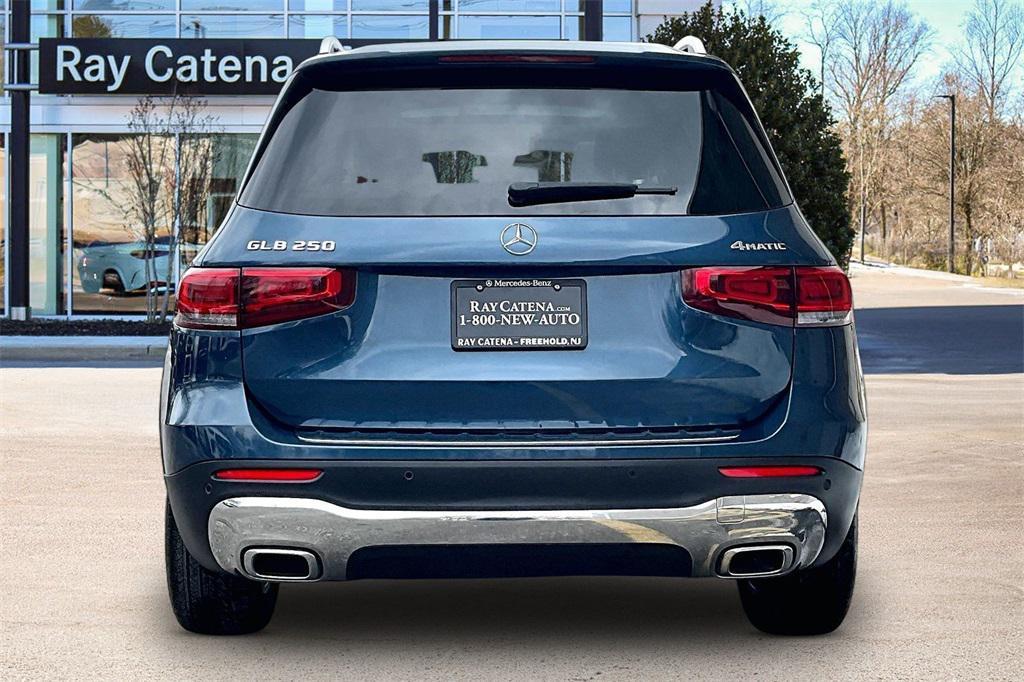 used 2023 Mercedes-Benz GLB 250 car, priced at $34,900