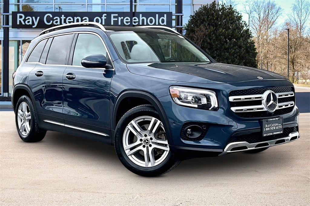 used 2023 Mercedes-Benz GLB 250 car, priced at $34,900