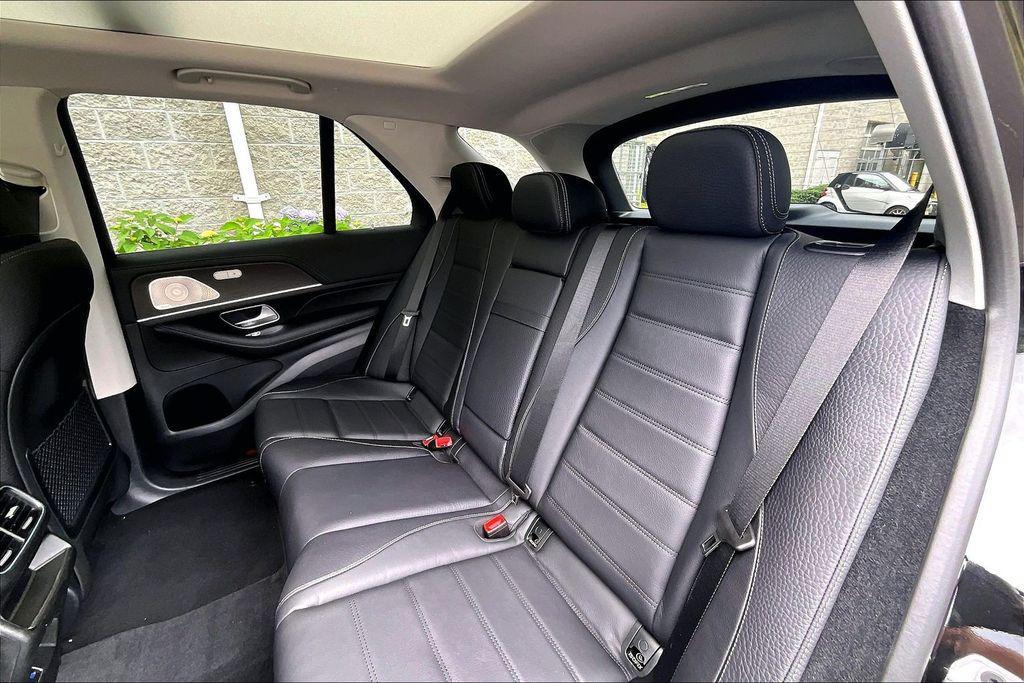 new 2026 Mercedes-Benz GLE 450 car, priced at $88,105