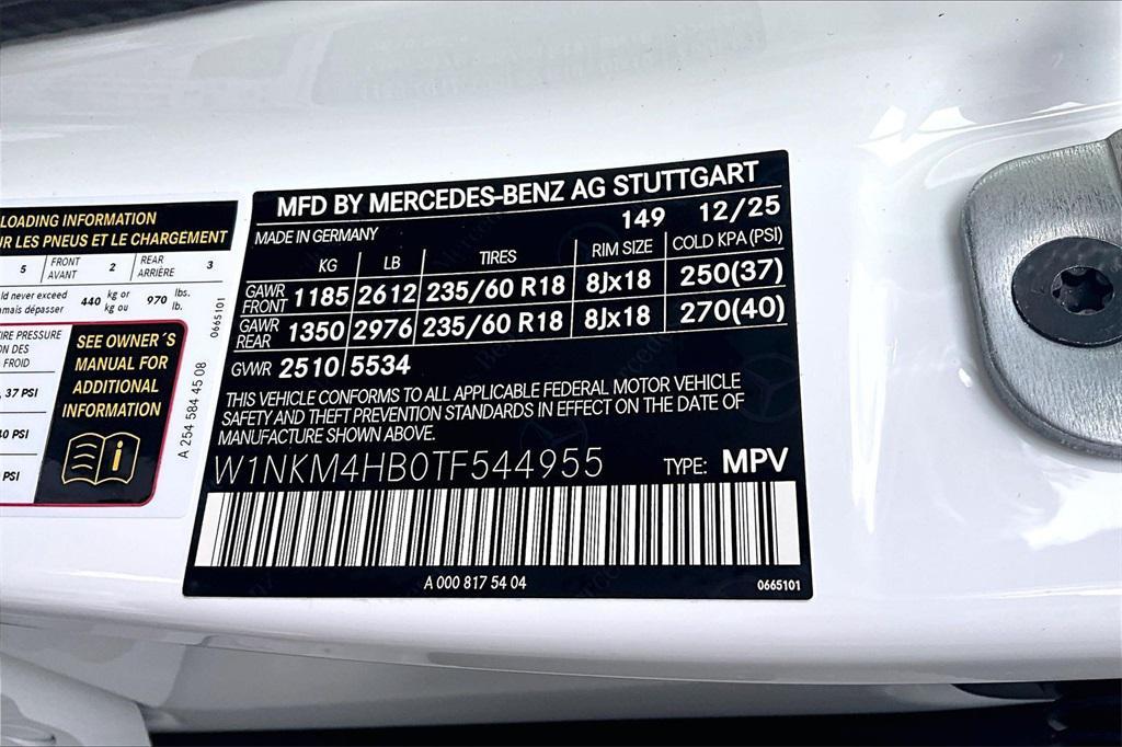 new 2026 Mercedes-Benz GLC 300 car, priced at $60,870