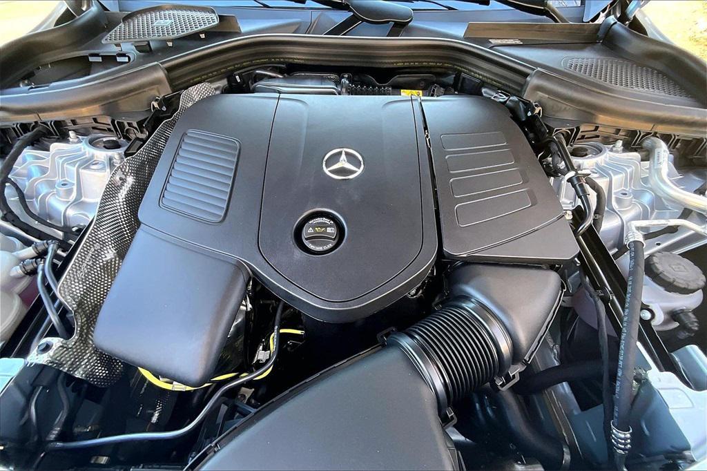 new 2026 Mercedes-Benz GLC 300 car, priced at $58,985