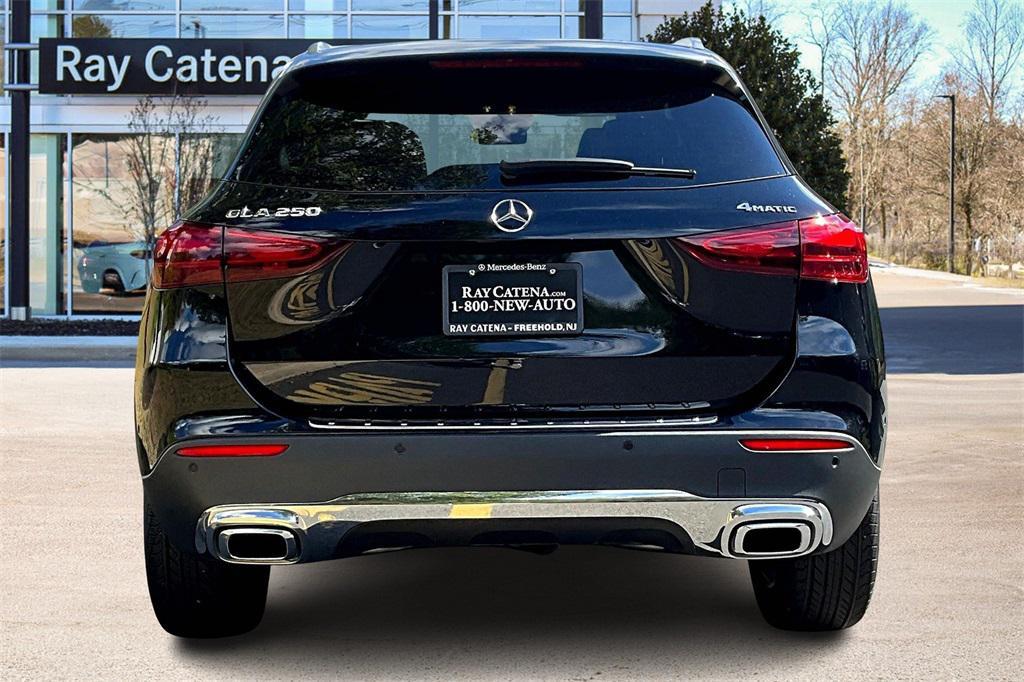 used 2025 Mercedes-Benz GLA 250 car, priced at $43,895