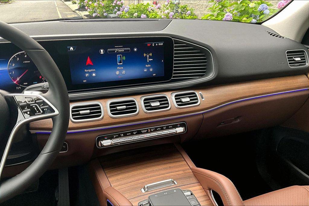 new 2026 Mercedes-Benz GLE 450 car, priced at $80,730