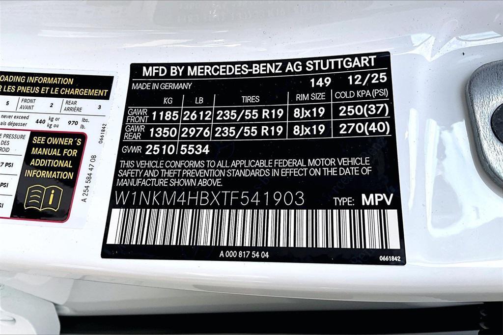 new 2026 Mercedes-Benz GLC 300 car, priced at $54,620