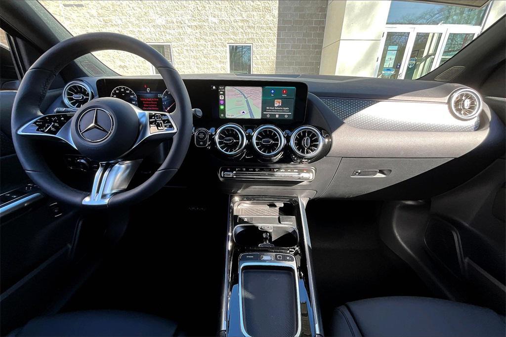 new 2025 Mercedes-Benz GLA 250 car, priced at $47,295