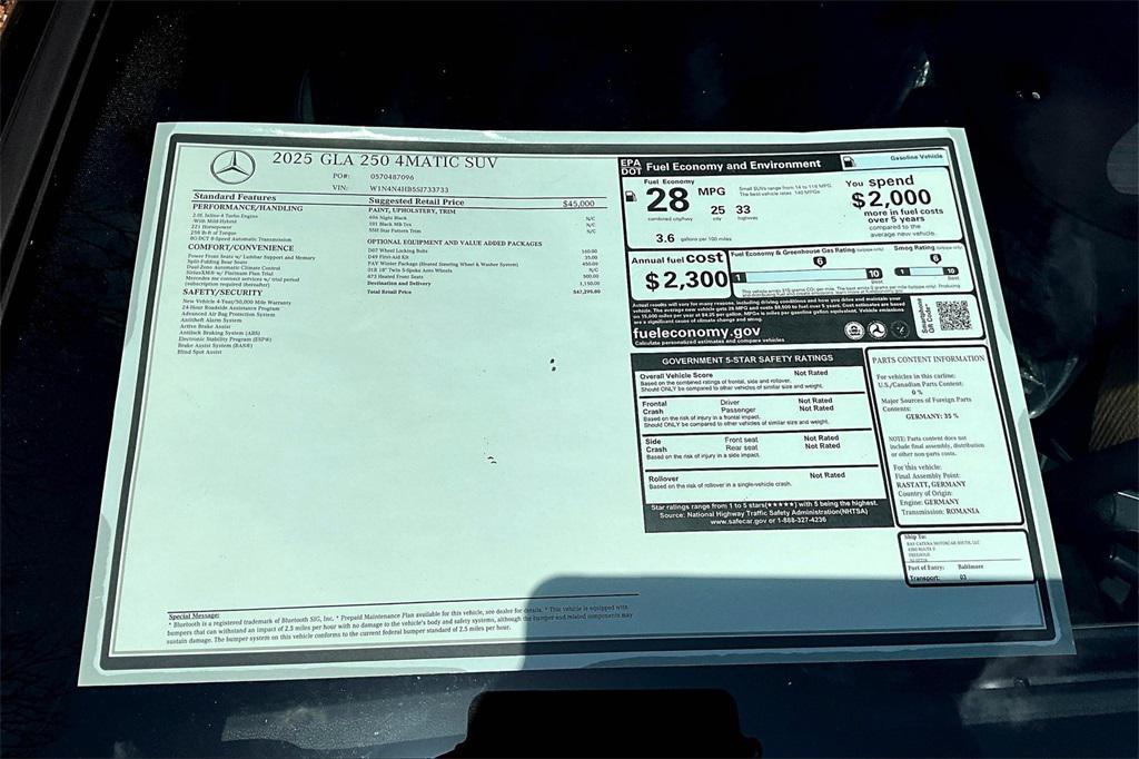 new 2025 Mercedes-Benz GLA 250 car, priced at $47,295
