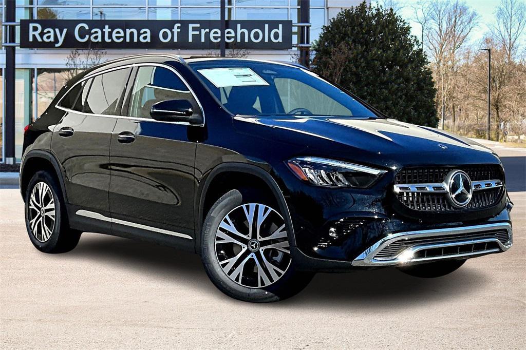 new 2025 Mercedes-Benz GLA 250 car, priced at $47,295