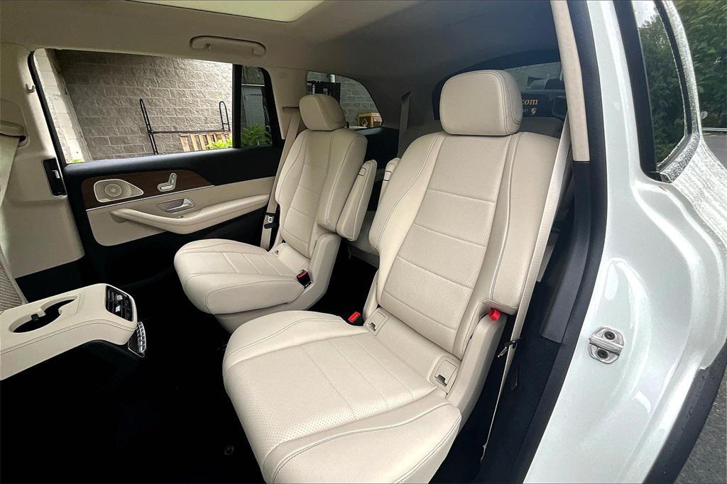 new 2026 Mercedes-Benz GLS 450 car, priced at $92,330