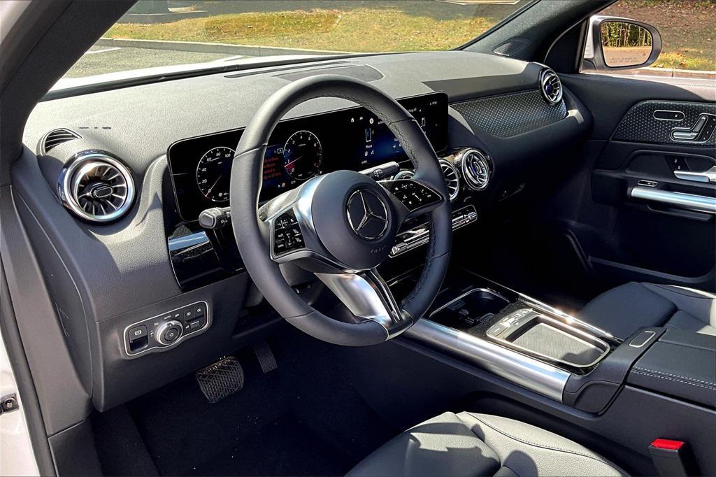 new 2026 Mercedes-Benz GLA 250 car, priced at $47,785