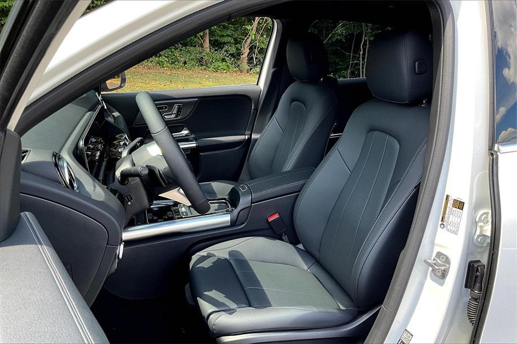 new 2026 Mercedes-Benz GLA 250 car, priced at $47,785