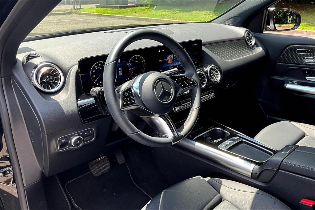 used 2025 Mercedes-Benz GLA 250 car, priced at $44,999