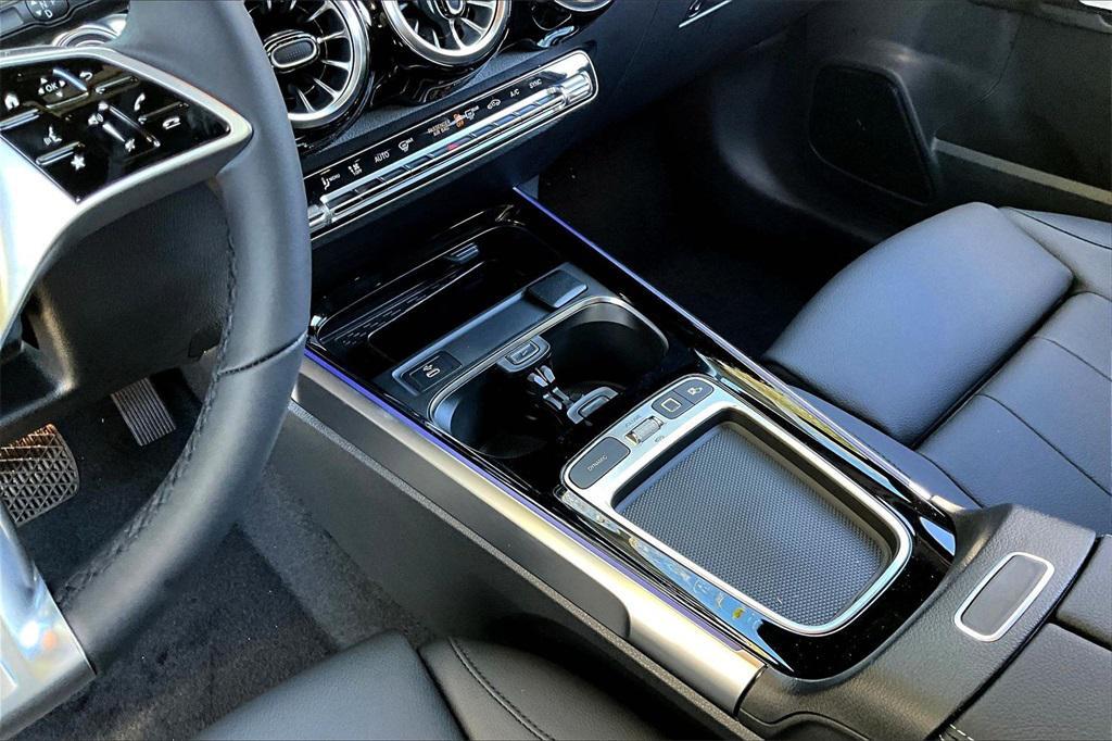 new 2026 Mercedes-Benz GLB 250 car, priced at $52,910