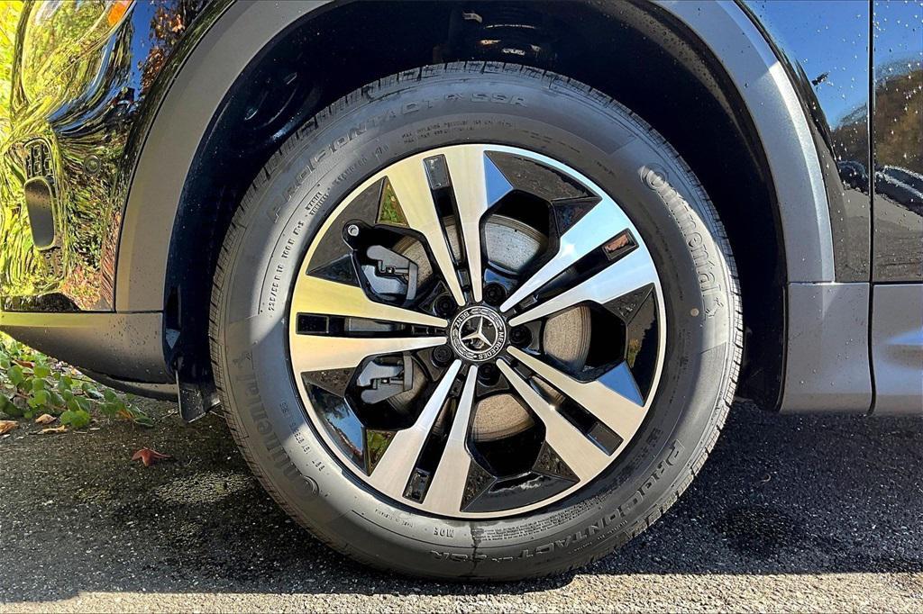 new 2026 Mercedes-Benz GLB 250 car, priced at $52,910