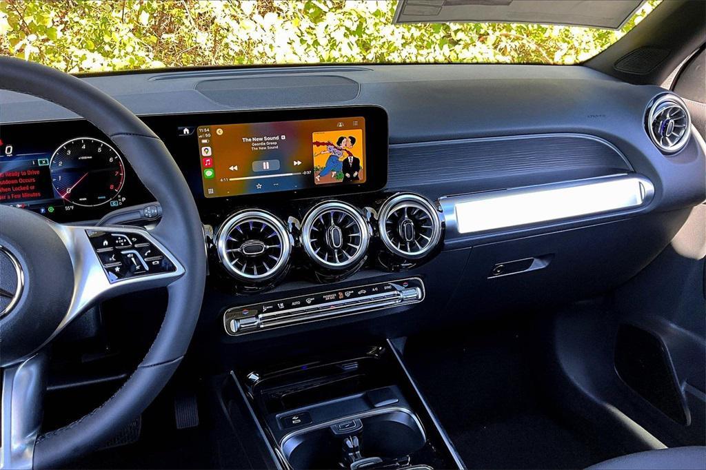 new 2026 Mercedes-Benz GLB 250 car, priced at $52,910