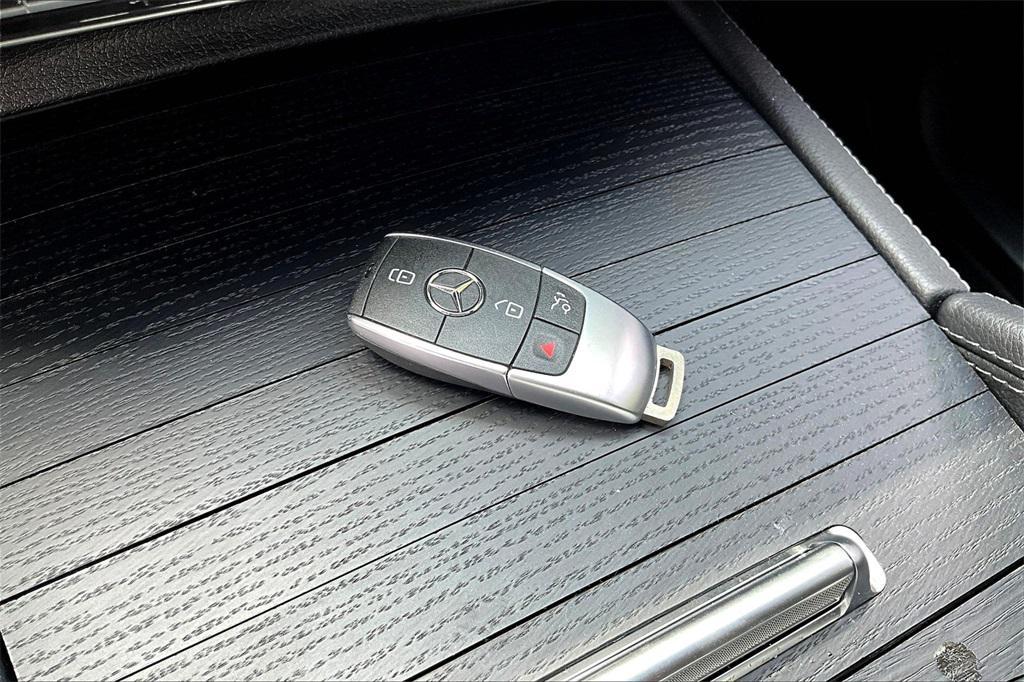 used 2025 Mercedes-Benz GLE 450 car, priced at $65,495