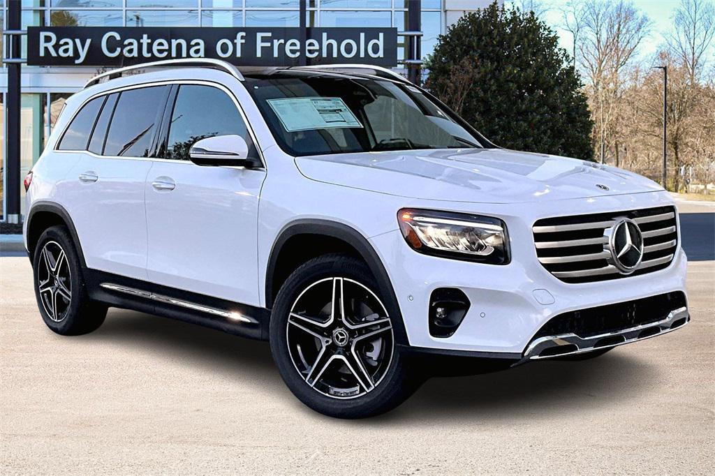 new 2026 Mercedes-Benz GLB 250 car, priced at $52,020