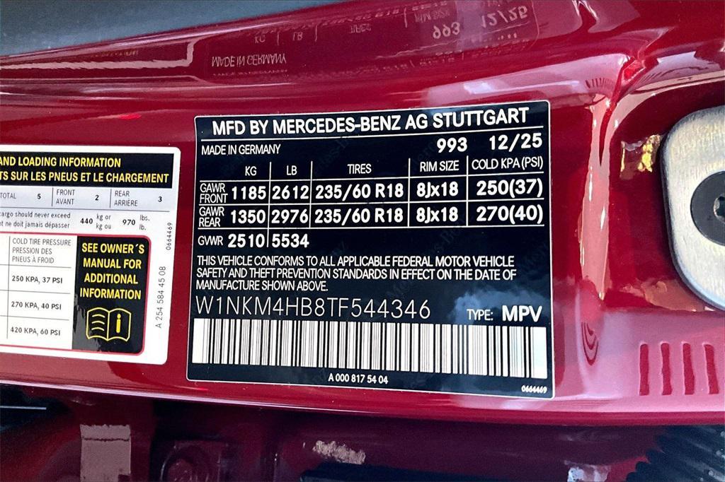 new 2026 Mercedes-Benz GLC 300 car, priced at $59,870