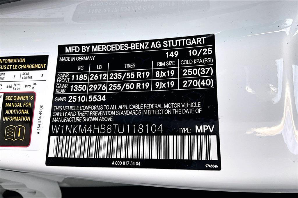 new 2026 Mercedes-Benz GLC 300 car, priced at $59,425