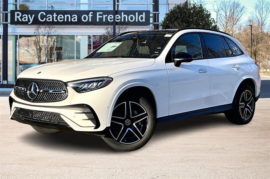 new 2026 Mercedes-Benz GLC 300 car, priced at $59,425