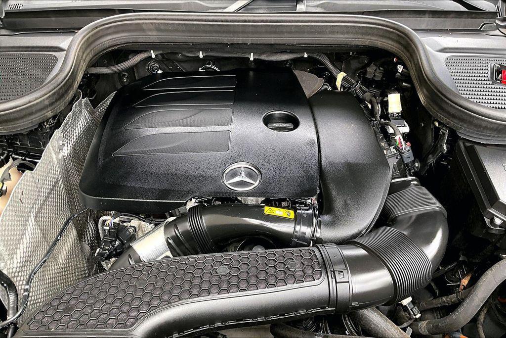 used 2022 Mercedes-Benz GLE 350 car, priced at $43,900