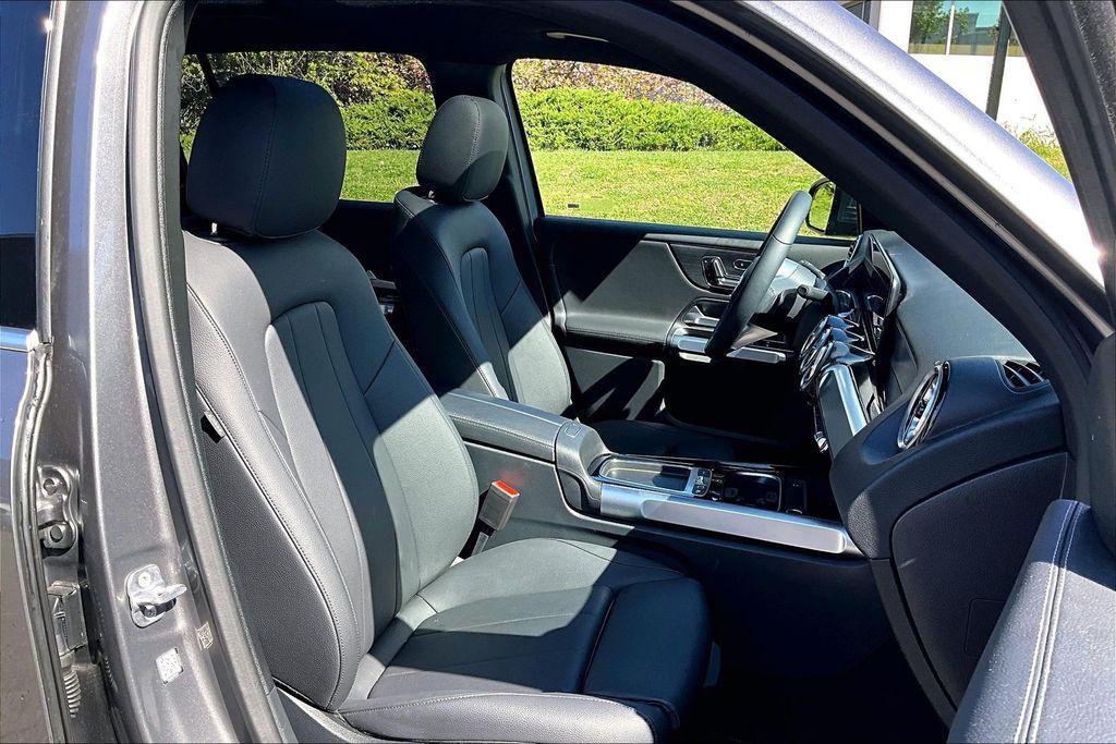 used 2026 Mercedes-Benz GLB 250 car, priced at $48,900