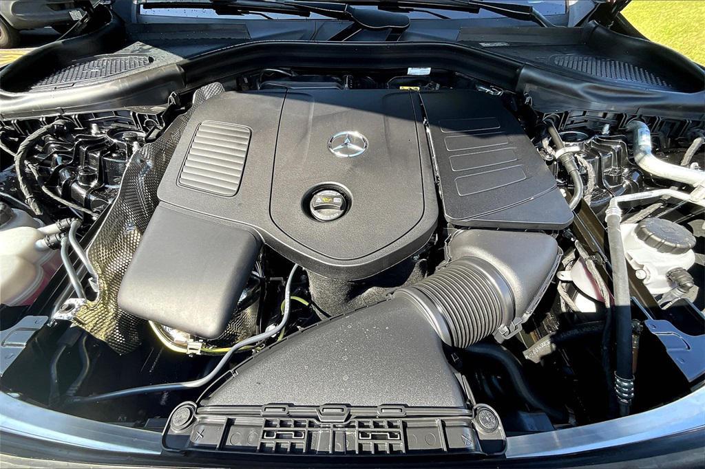 new 2026 Mercedes-Benz GLC 300 car, priced at $62,020