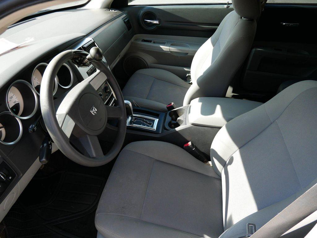 used 2006 Dodge Magnum car, priced at $3,337