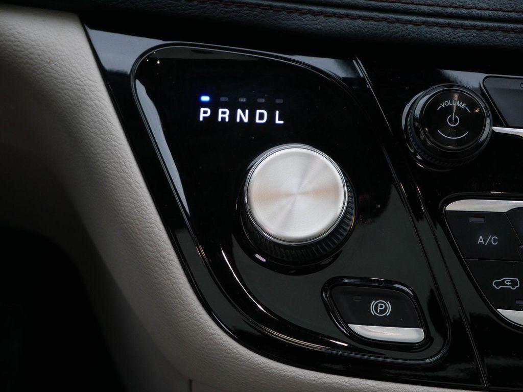 used 2020 Chrysler Pacifica car, priced at $15,987