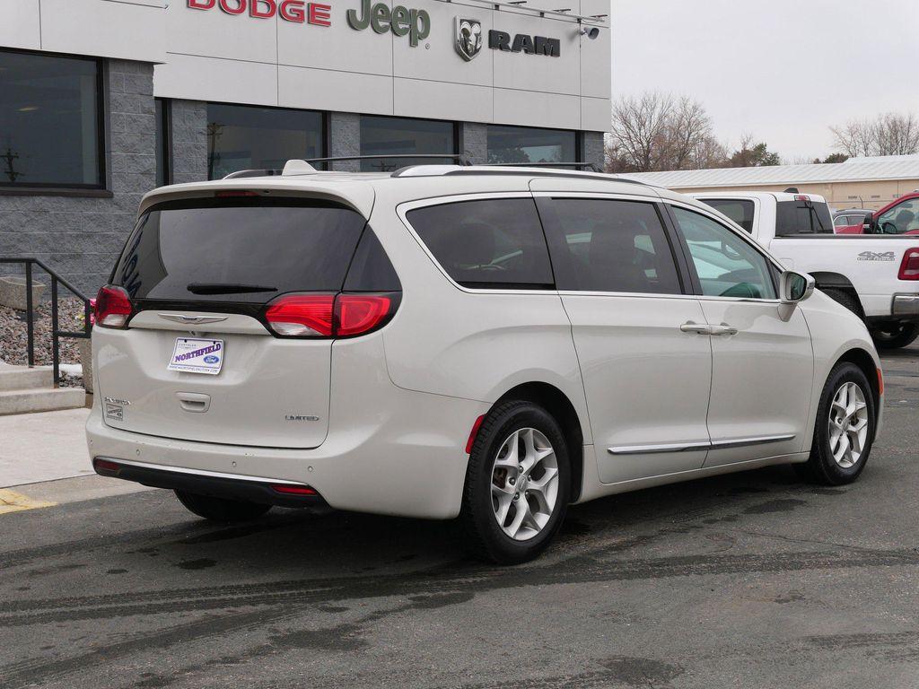 used 2020 Chrysler Pacifica car, priced at $15,987