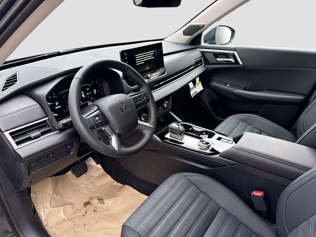new 2026 Mitsubishi Outlander car, priced at $29,498