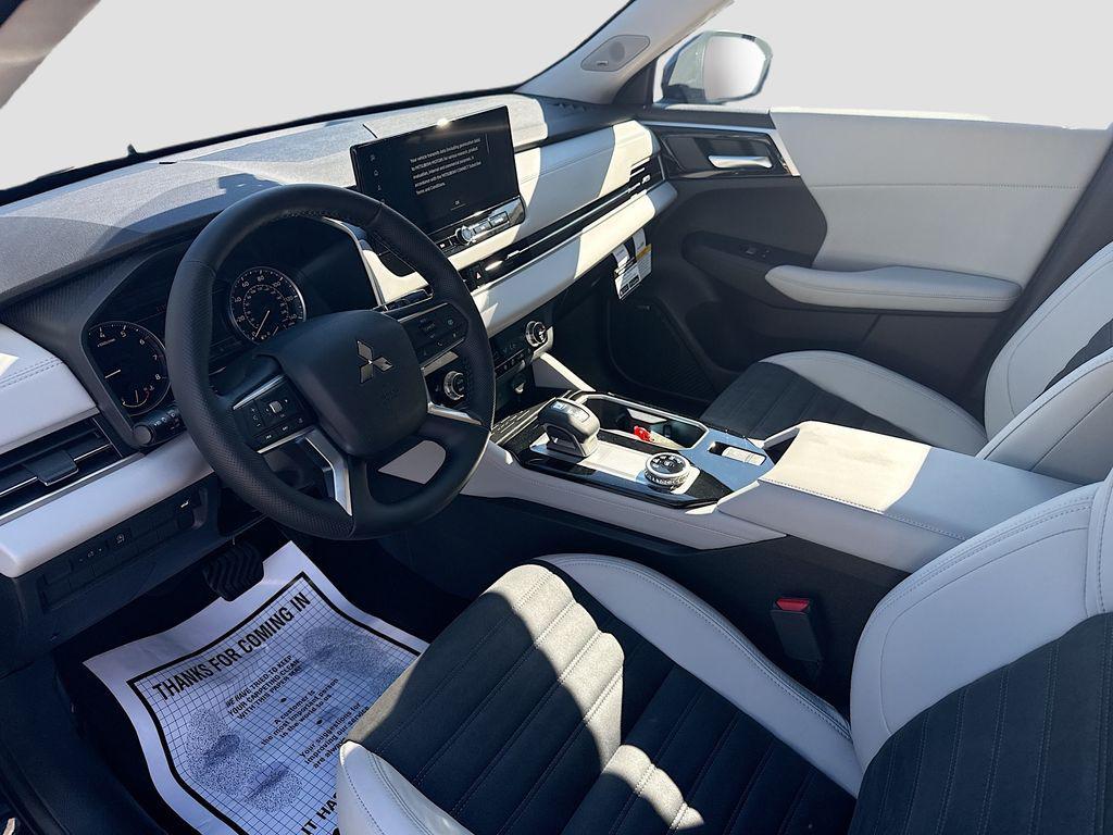 new 2026 Mitsubishi Outlander car, priced at $26,920